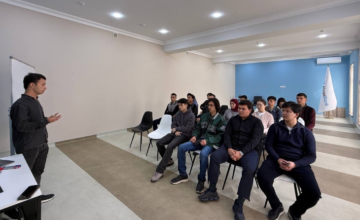 On November 19th, InnoWiut Department organized an exciting trip to the Startup Garage!